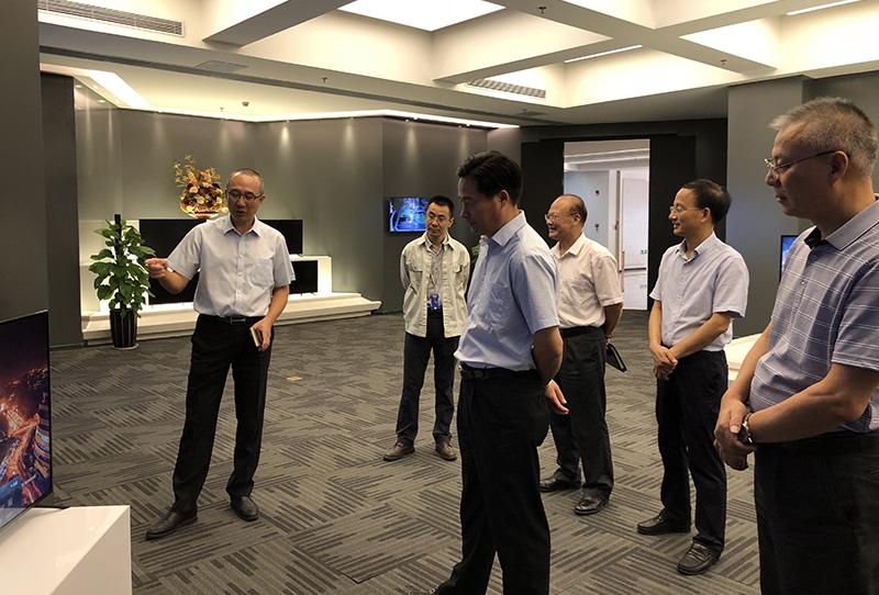 仲恺区委书记杨鹏飞一行参观金沙澳门(中国)唯一官方网站惠南展厅